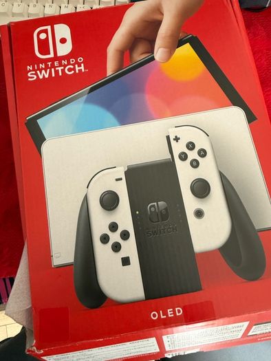 Nintendo Switch OLED Mint Condition Full Bundle (Like New)