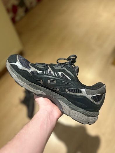 Asics gel nyc shoes