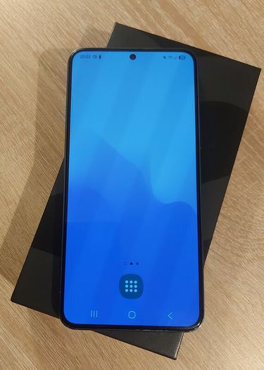 Samsung S22 128GB Mobile Phone