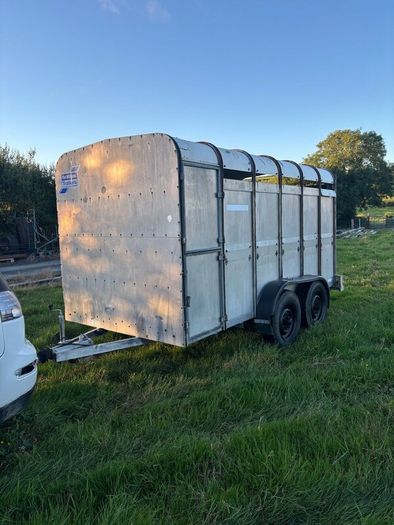 12x6 Ifor Williams cattle box