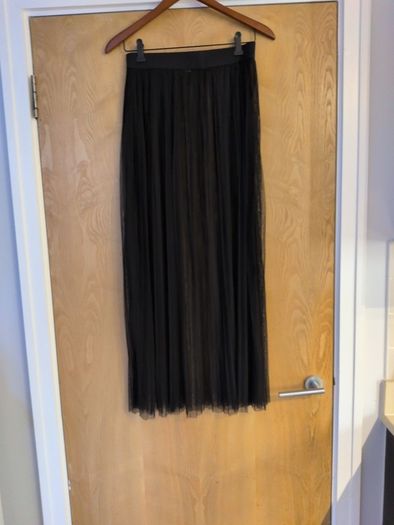 H&M - Coachelle  Sheer Fine Tulle  Black Skirt.   S.12.(40)  New- No Tag.