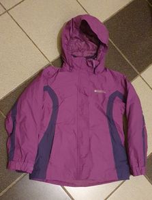 Age 7 - A 2 piece Item - A Mountain Warehouse Jacket with a Removable Inner Fleece & Hood - All Zips fully Intact - #