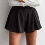 Cameo Rose Black Tailored Flippy Shorts, size 10 Image 3
