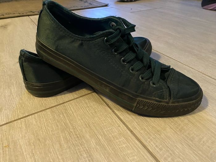 kids shoes, ladies shoes