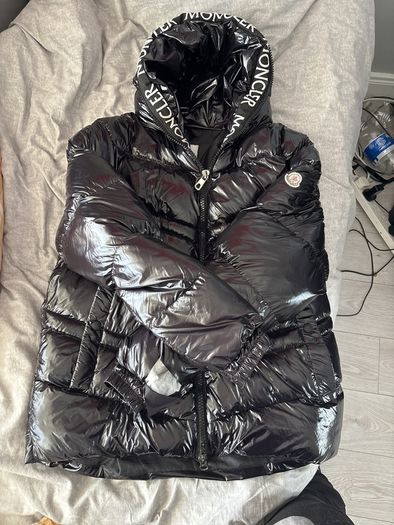 Moncler Jacket (READ DESC)