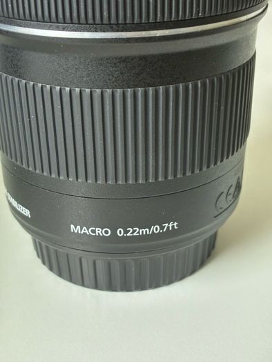 Canon lens 10-18 f/4.5-5.6 IS STM