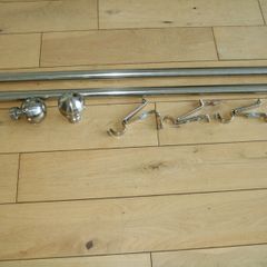 Curtain pole and crystal fenials