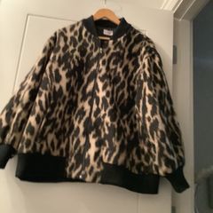 Ladies leopard print jacket by Savida size EXX large 25 euros