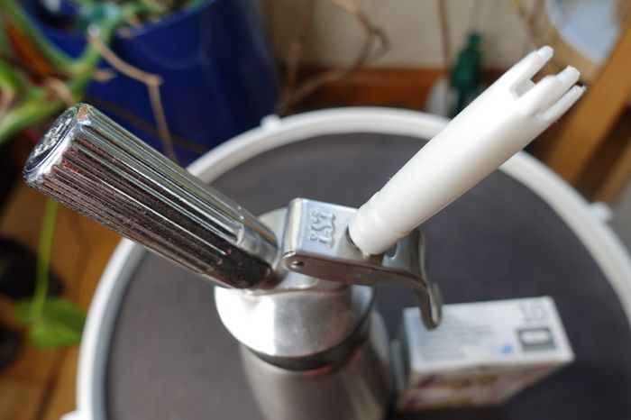 ISI 1l Stainless Steel Whipped Cream Dispenser