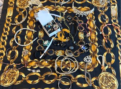 Mix of jewelery