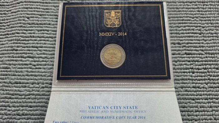 2 euro coin