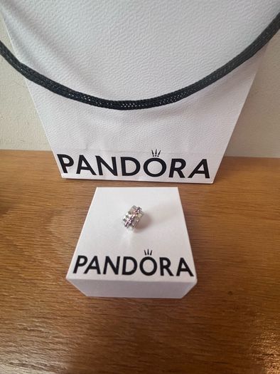 Pandora Pink Sparkling Row Clip Charm