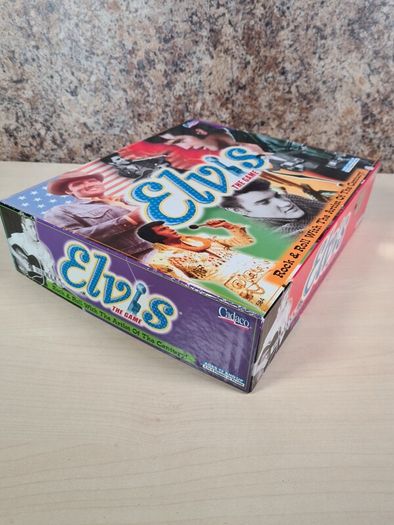 Elvis the Game trivia board game CADACO vintage 2000