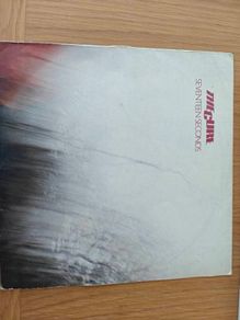 The Cure - Seventeen Seconds read description