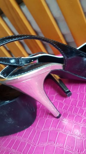 New look heels size 3 never worn black white