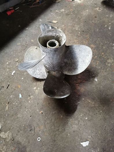Mercruiser /Mercury marine duo props.