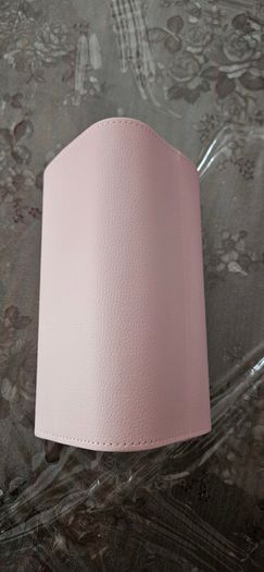 Authentic Lynott Heart Shaped Jewelry Travel Case Storage Box in Pink