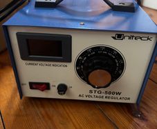 Variac Transformer Uniteck STG-500W 220V AC Power Source Single Phase Voltage Regulator Liquid Crystal Display Contact 0-300V Adjustable Power Transformer - (Voltage: smart screen 220V)