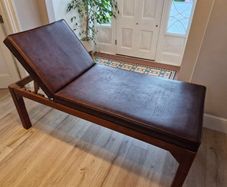 Physio table