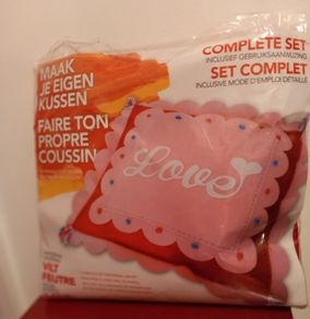 Craft Kits Sewing