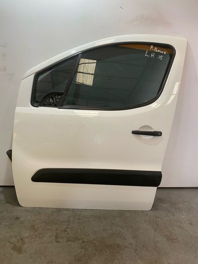 2015 Peugeot Partner passenger door