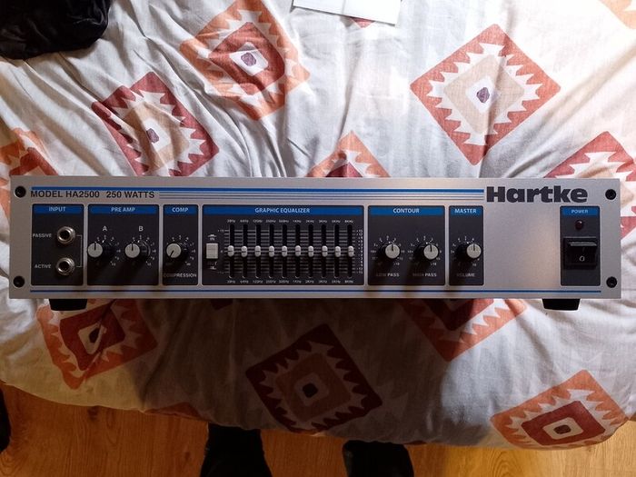 Hartke HA2500
