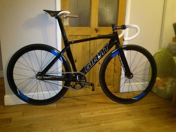 Giant Omnium Track Bike