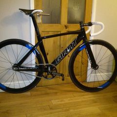 Giant Omnium Track Bike