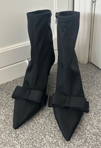 Ladies Low Heel Boots