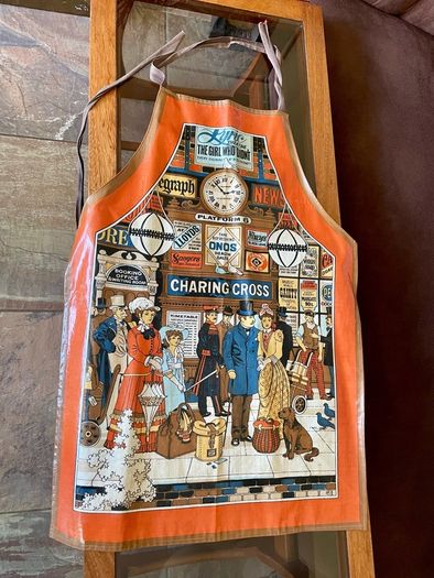 1970s 80s Quality St Bernard Dunnes PVC Apron with Cotton Ties Charing Cross Station