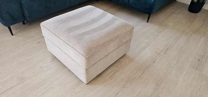 EZ living ottoman