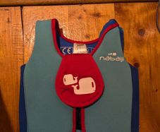 Decathalon Child's Swim Vest Size S