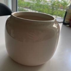 Jysk vase