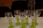 Green glow up glass set