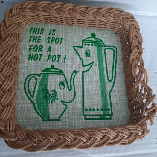 Vintage tea pot stand