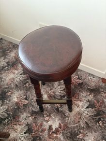 3 Bar Stools