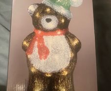 Decorative indoor/outdoor bear light