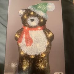 Decorative indoor/outdoor bear light