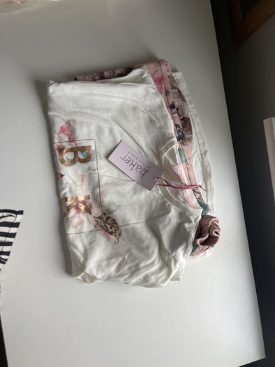 TED BAKER girl set 8 years