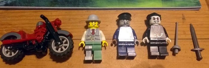 Lego Monster Fighters 9464: The Vampyre Hearse (2012) 100% Complete (NO BOX)