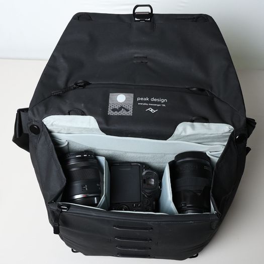 Peak Design Everyday Messenger 13L V3 Black as New