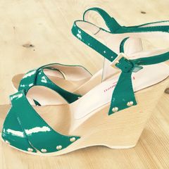 L.k.Bennett wooden & patient leather sandles