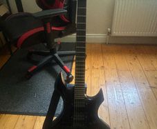 harlem x guitar from gear4music