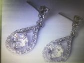 18kt White Gold Filled Drop Style Earrings