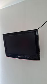 TV/DVD player with wall mount