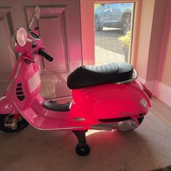 Child's Vespa Ride on scooter