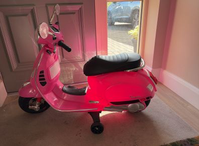 Child's Vespa Ride on scooter
