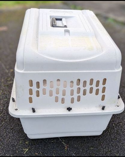 Petmate Sky Kennel - for cat or dog.