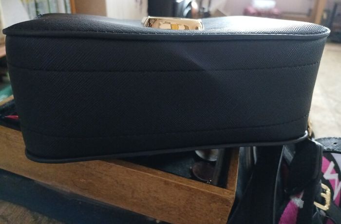 Cross body MJ snapshot