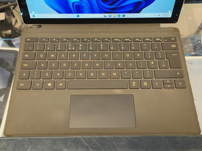 Microsoft Surface Pro 5 - Model 1796, Intel i5 7th Gen, 8GB RAM, 256GB SSD, Windows 11 Pro (Battery is weak)